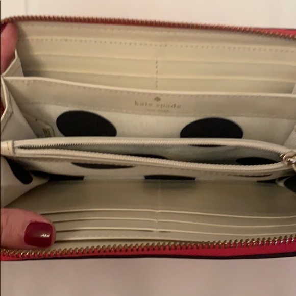 Kate spade multi pocket wallet - Picture 4 of 7